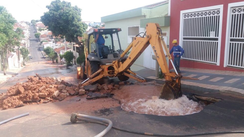 Sexto dia de falta de água desespera marilienses