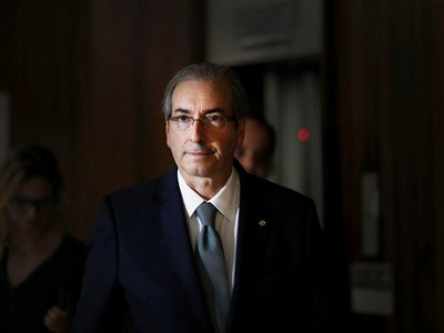 Eduardo Cunha reunia arsenal contra PT e PMDB