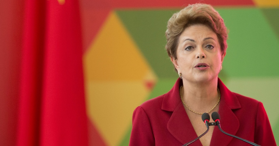 19mai2015-a-presidente-dilma-rousseff-discursa-durante-cerimonia-de-assinatura-de-35-acordos-bilaterais-nas-areas-de-comercio-e-infraestrutura-em-encontro-com-o-primeiro-ministro-da-china-li-ke