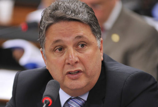 PF prende ex-governador Anthony Garotinho