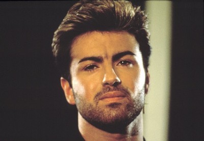 Morre cantor britânico George Michael aos 53 anos