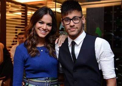 Marquezine e Neymar reatam namoro