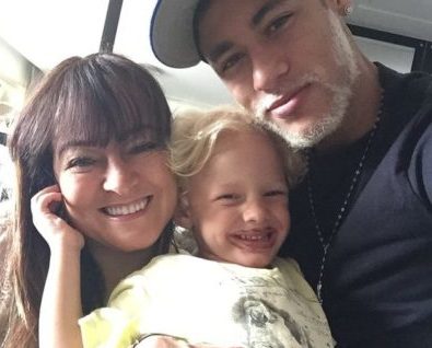 Mãe de Neymar sugere separação do pai do craque