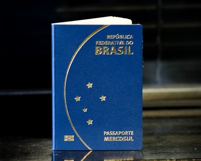 Produção de passaportes está suspensa no Brasil