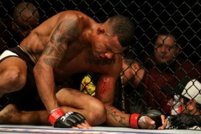 Golpe ilegal interrompe luta e polêmica marca UFC 207