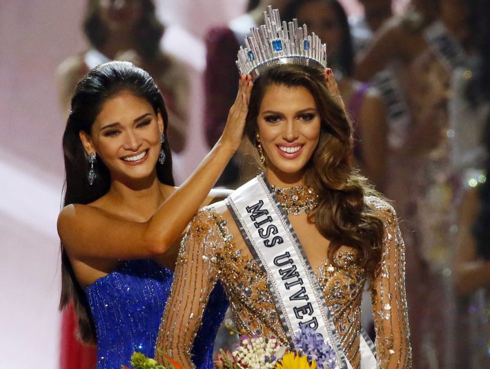 Francesa vence o Miss Universo e rompe tabu