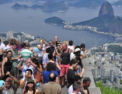 Brasil tem recorde de turistas estrangeiros em 2016