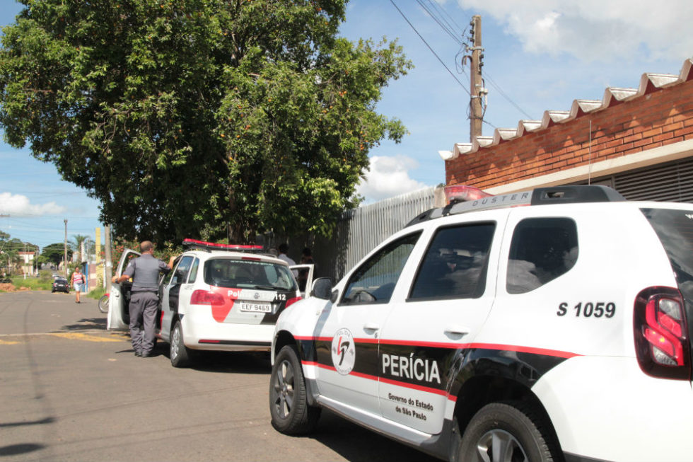 Polícia investiga possível homicídio na zona oeste