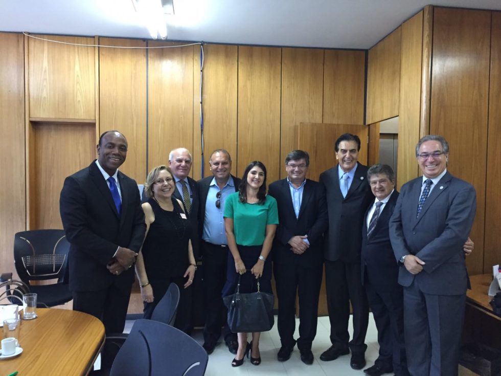 Daniel e Unimar visitam Ministério da Saúde em Brasília