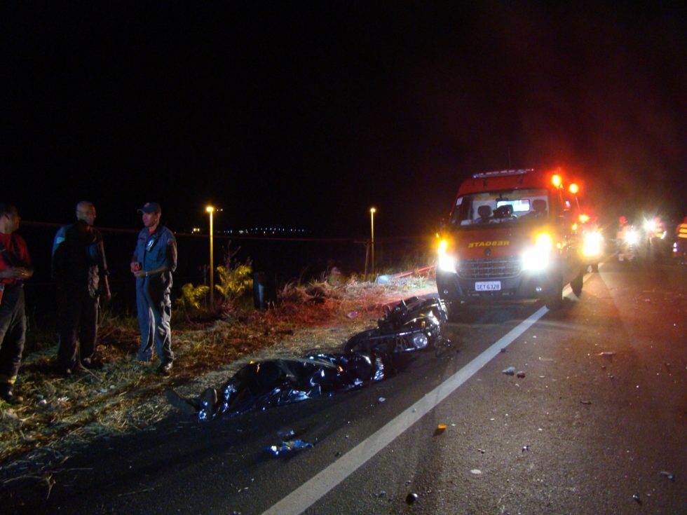 Rapaz morre em acidente na Rodovia SP-333