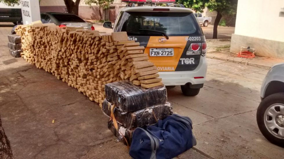 Trio é preso com mais de uma tonelada de maconha