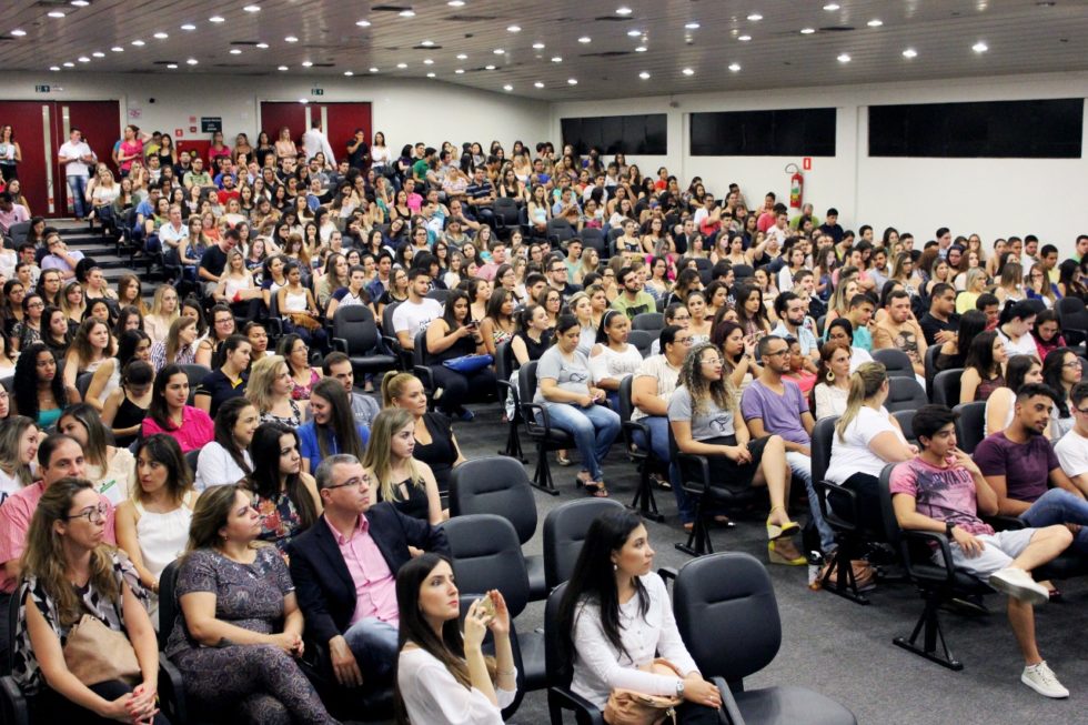 Semana de Medicina e Enfermagem agita Unimar