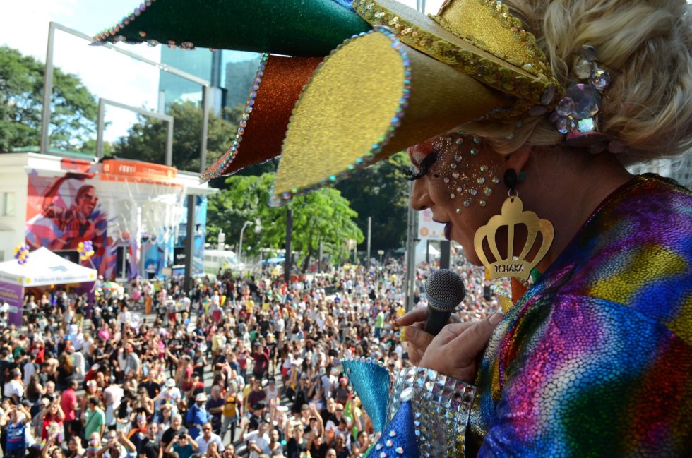 Parada LGBT põe Paulista em clima de carnaval