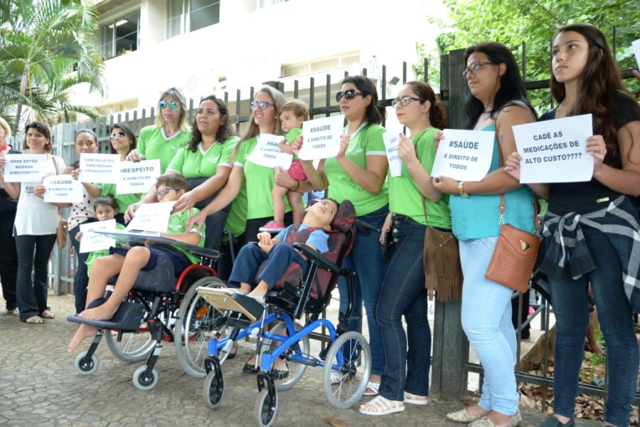 Defensoria já moveu 175 ações por remédio este ano