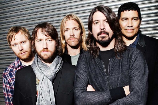 Foo Fighters lança canção inédita de surpresa