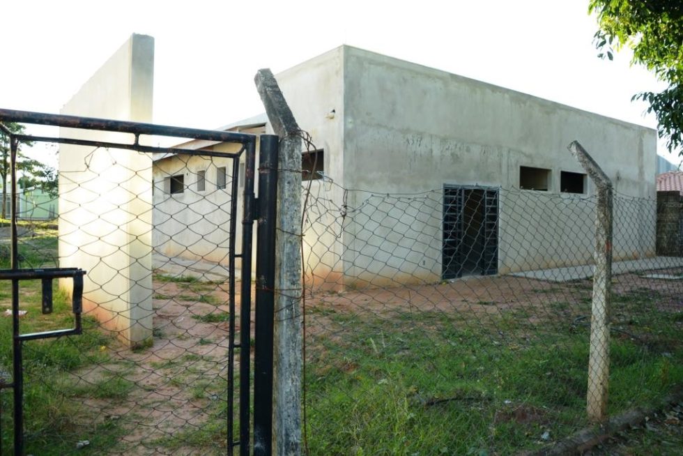 Construção da USF Jardim Marajó está abandonada