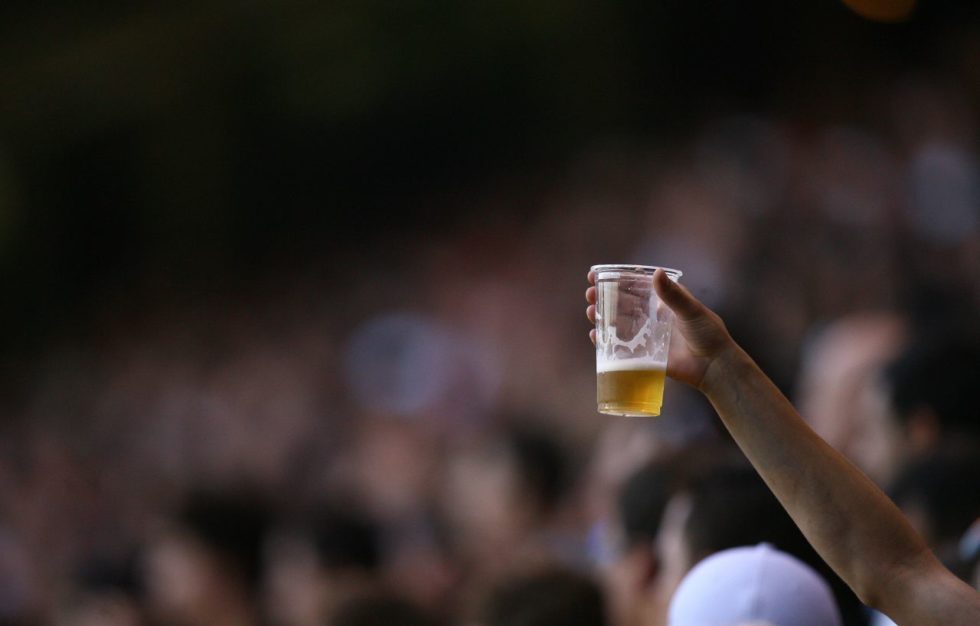 FPF quer liberar bebida em estádios paulistas