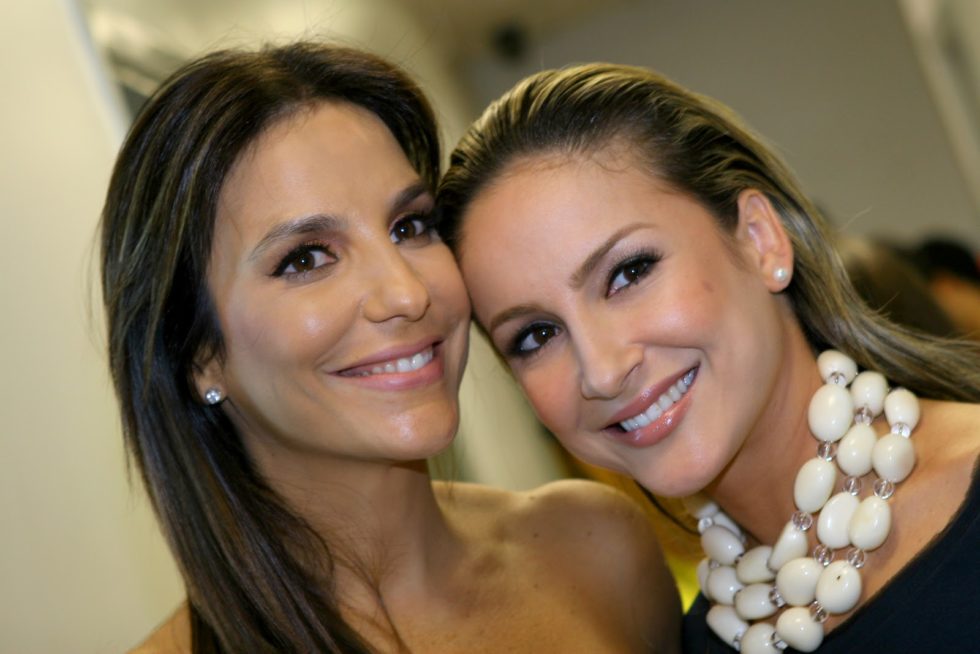 Ivete e Claudia Leitte trocam cadeiras no ‘The Voice’