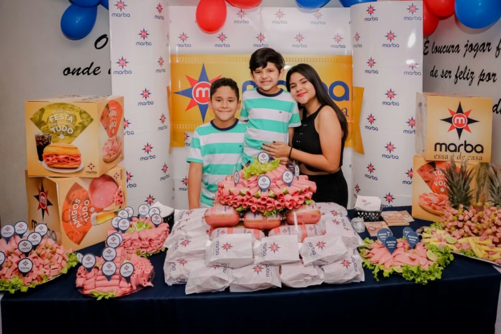 Marba patrocina festa do menino ‘mortadela’ em Marília