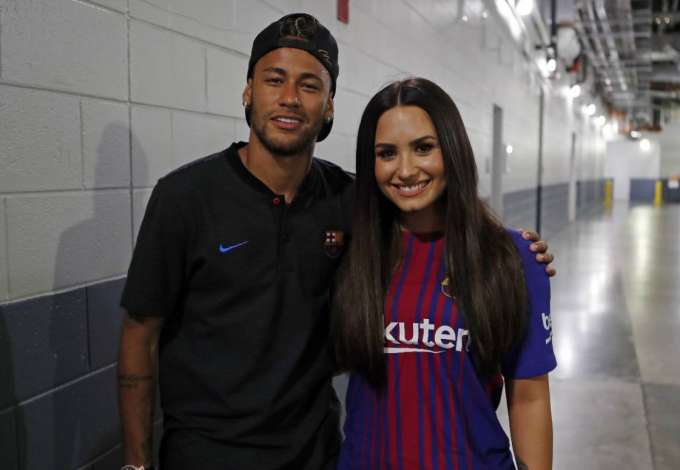 Marquezine curte comentário que supõe affair de Neymar