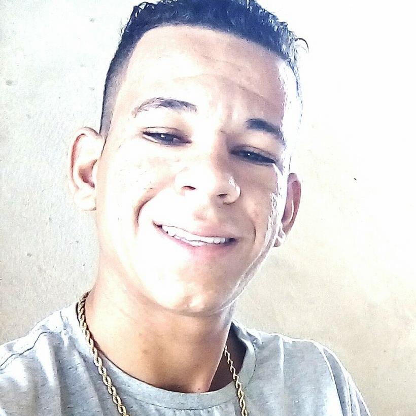 Jovem morre no HC após queda de trator