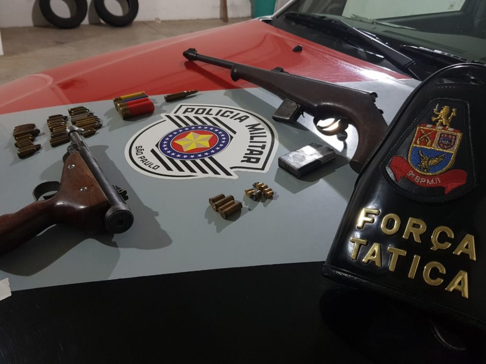 Enfermeiro é preso com armas e inúmeras munições