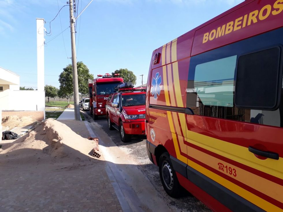 Homem morre ao levar descarga elétrica em obra