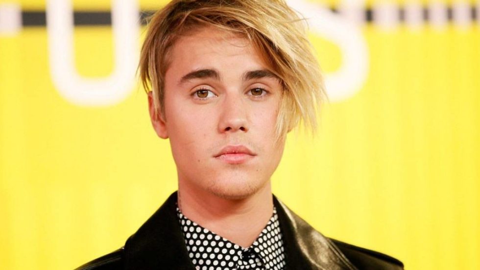 Justin Bieber chega a 100 milhões de seguidores