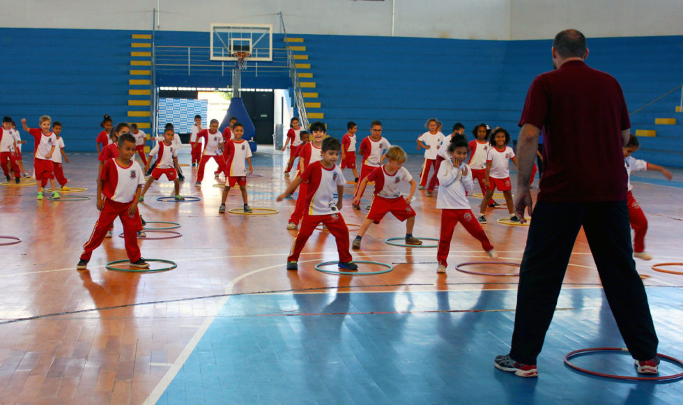 Prefeitura e Unimar firmam parcerias para a Educação