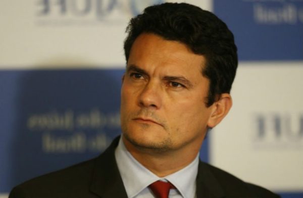 Moro prende dois condenados em 2ª instância