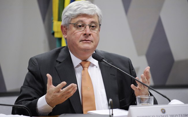 ‘Muitas pernas tremem’ ao falar em corrupção, diz Janot