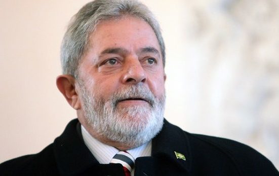 Apoio a Lula chega aos assuntos mais comentados