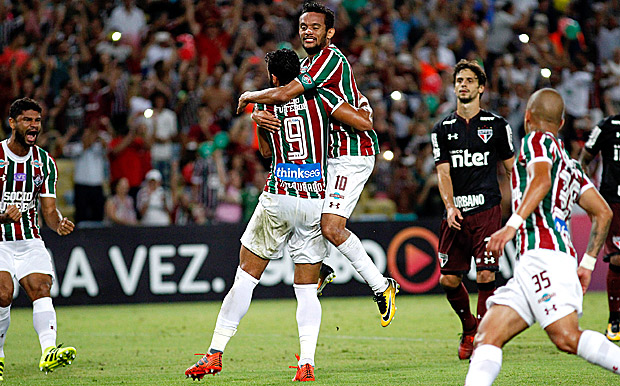 Perdido em campo, São Paulo é derrotado pelo Fluminense