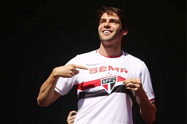 São Paulo se prepara para oficializar proposta por Kaká