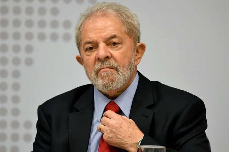 Lula denuncia que ‘estão vendendo o Brasil’