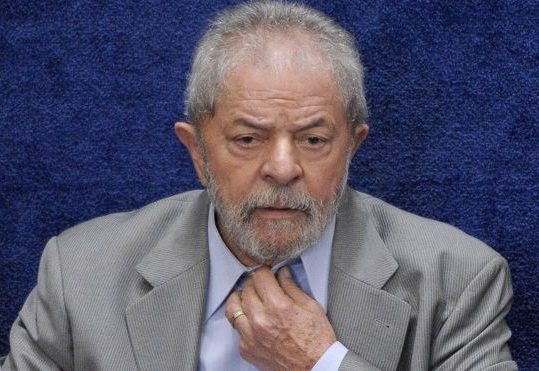 Aécio ‘plantou ódio e está colhendo tempestade’, diz Lula