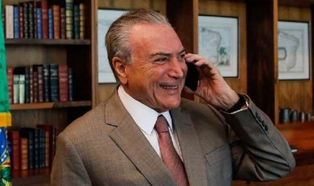 Câmara divulga número do celular de Temer na internet