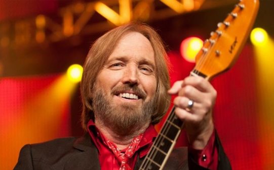 Morre o músico Tom Petty, aos 66 anos