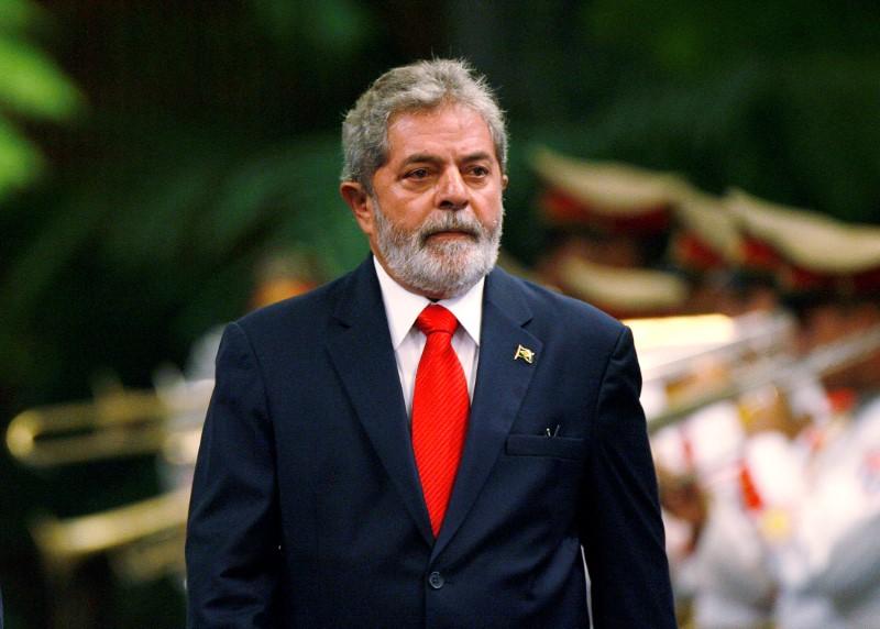 Lula lidera corrida presidencial, diz Datafolha