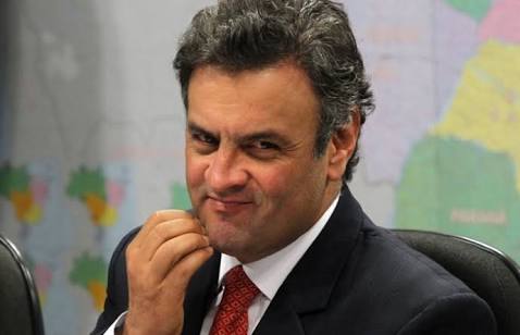 PT muda posição e votará pelo afastamento de Aécio