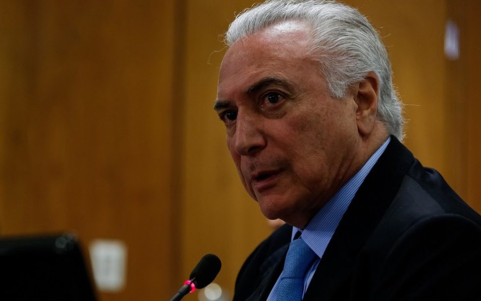 Por Maia, Temer avalia troca no BNDES