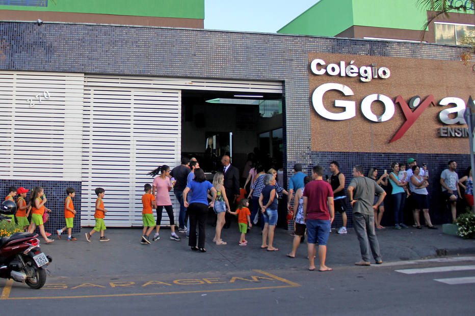 Jovem que matou 2 em escola de Goiânia está isolado