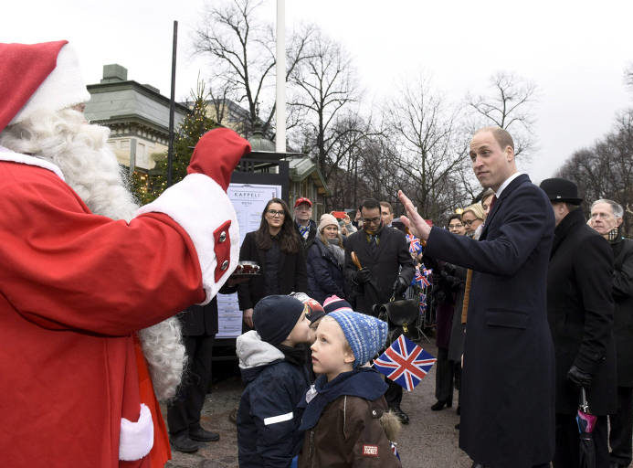 Príncipe William entrega carta do filho ao Papai Noel