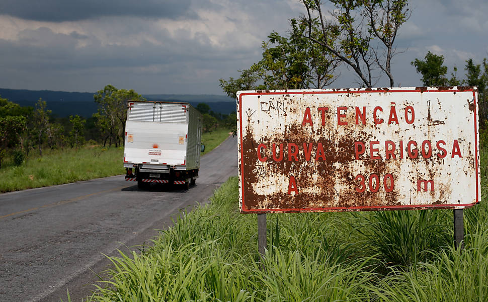 CNT: estrada entre Tocantins e Bahia é a pior do Brasil