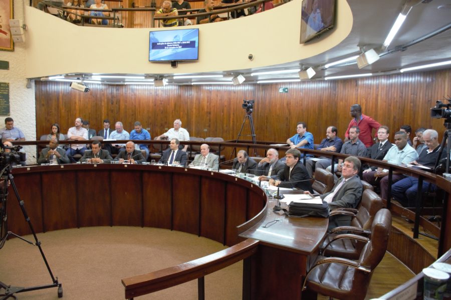 Por unanimidade Câmara rejeita abertura de CP