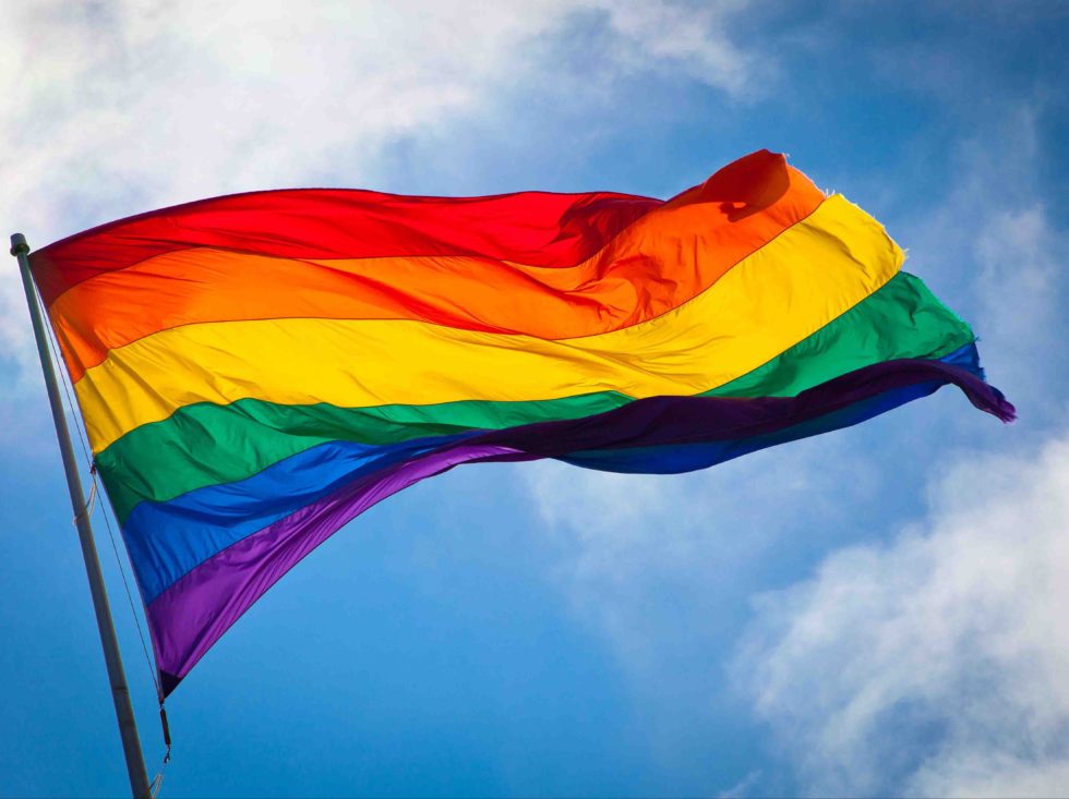 Estudante acusa lanchonete em Marília de homofobia