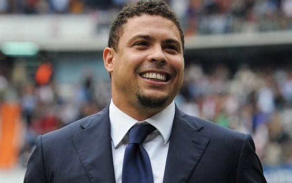 Andrés promete Ronaldo na diretoria do Corinthians