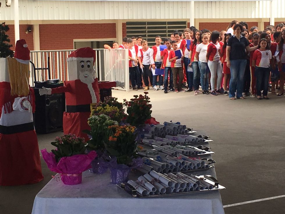 Paulo Freire abre período de formatura nas Emefs