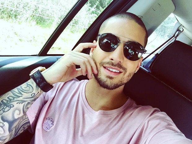 Cantor Maluma volta ao Brasil e firma novas parcerias