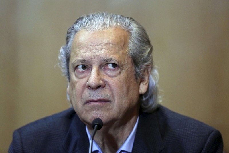 Aposentadoria de Dirceu é calculada em R$ 9,6 mil